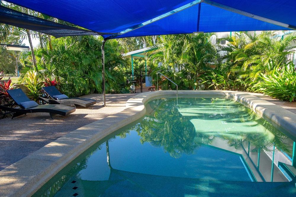 Tropical Palms & 4wd Hire Motel