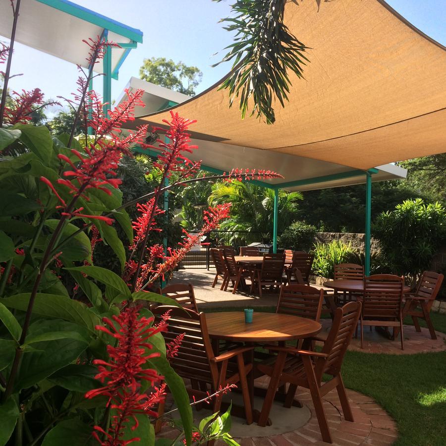 Tropical Palms & 4wd Hire