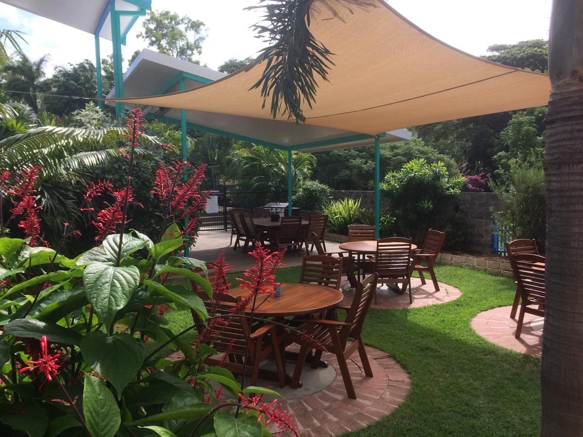 Tropical Palms & 4wd Hire Motel